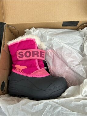 NEW 🆕 Sorel Kids Hot Pink and Black Winter Snow Boots size 9